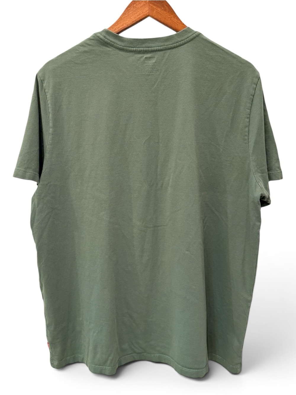 Levi’s Graphic T-Shirt Bundle | Men’s XL | 3 Shirts | Standard & Relaxed Fit - Picture 7 of 9